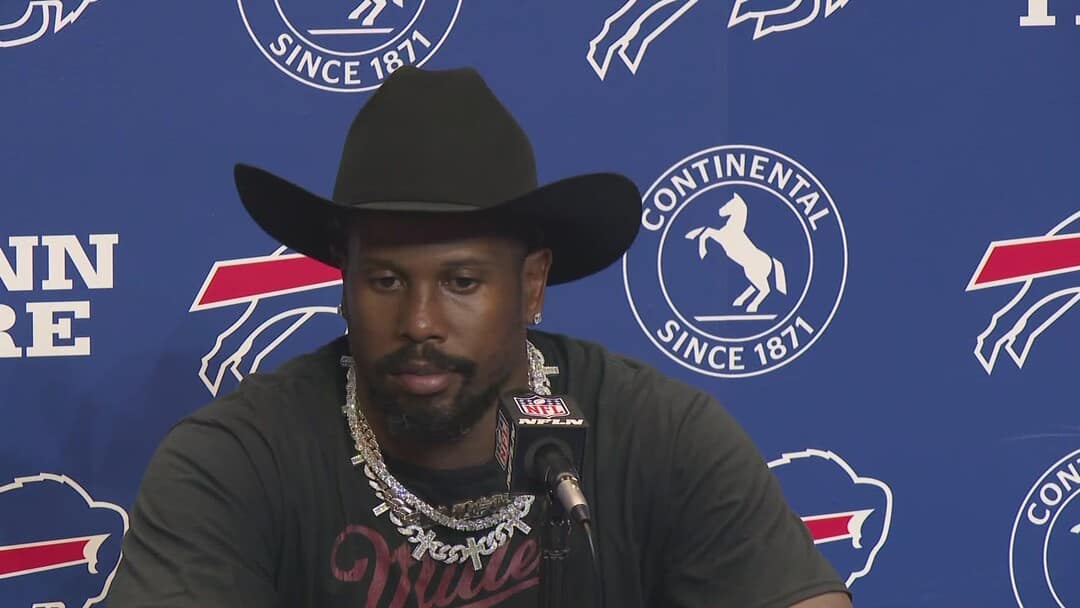 Von Miller-to-Cowboys Rumor Makes Dallas Pass Rush the Camp Story